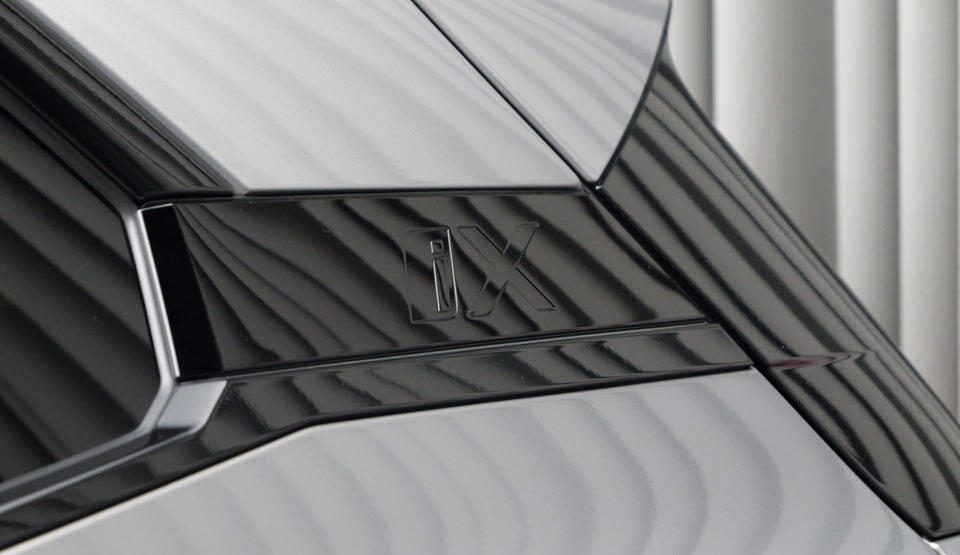 BMW iX xDrive40 Sport 5d