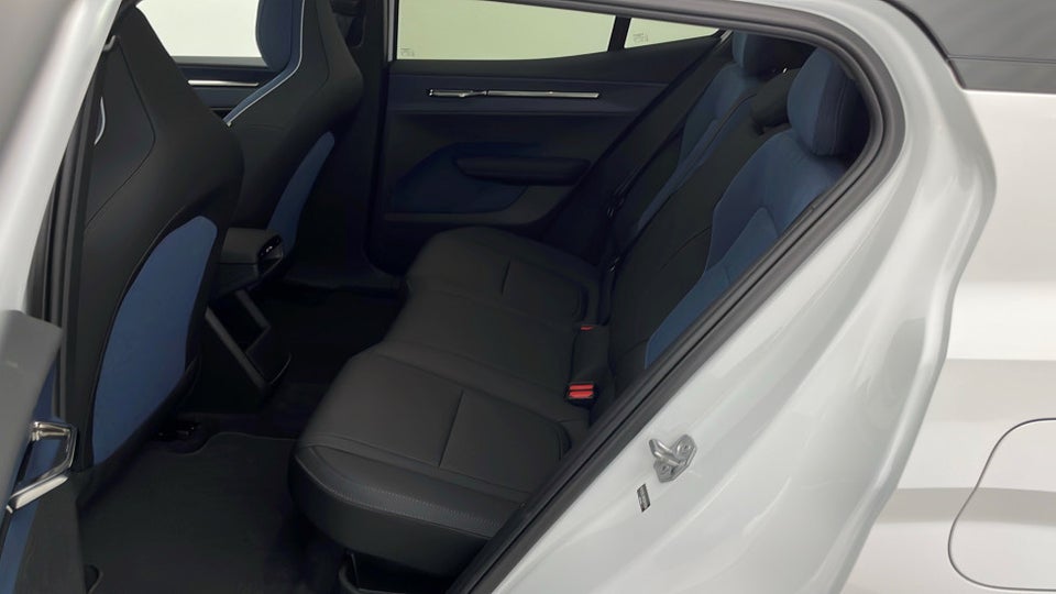 Volvo EX30 Extended Range Ultra 5d