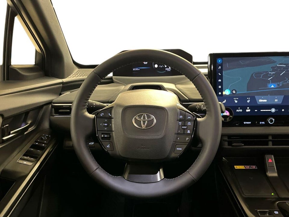 Toyota C-HR+ 77 Executive AWD 5d