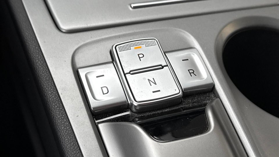 Hyundai Kona 64 EV Select 5d