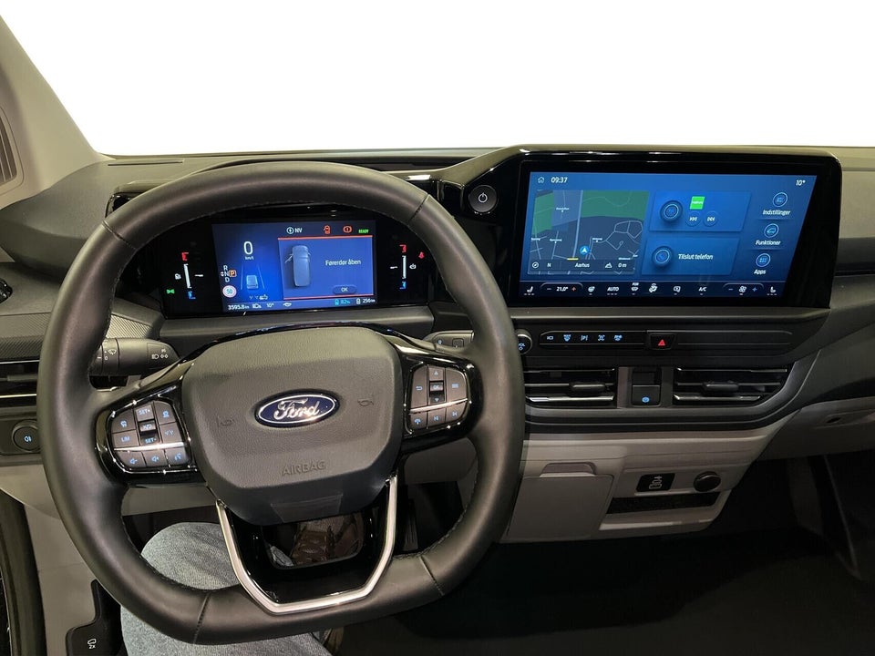 Ford E-Transit Custom 320L 64 Limited