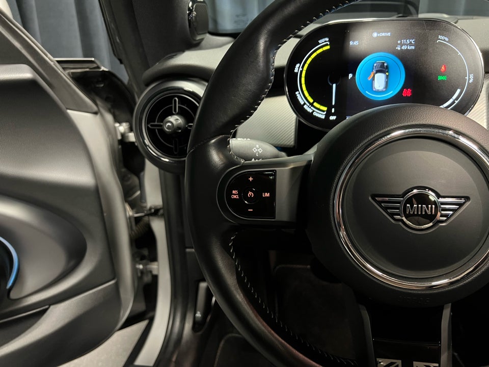 MINI Cooper SE Yours Trim 3d