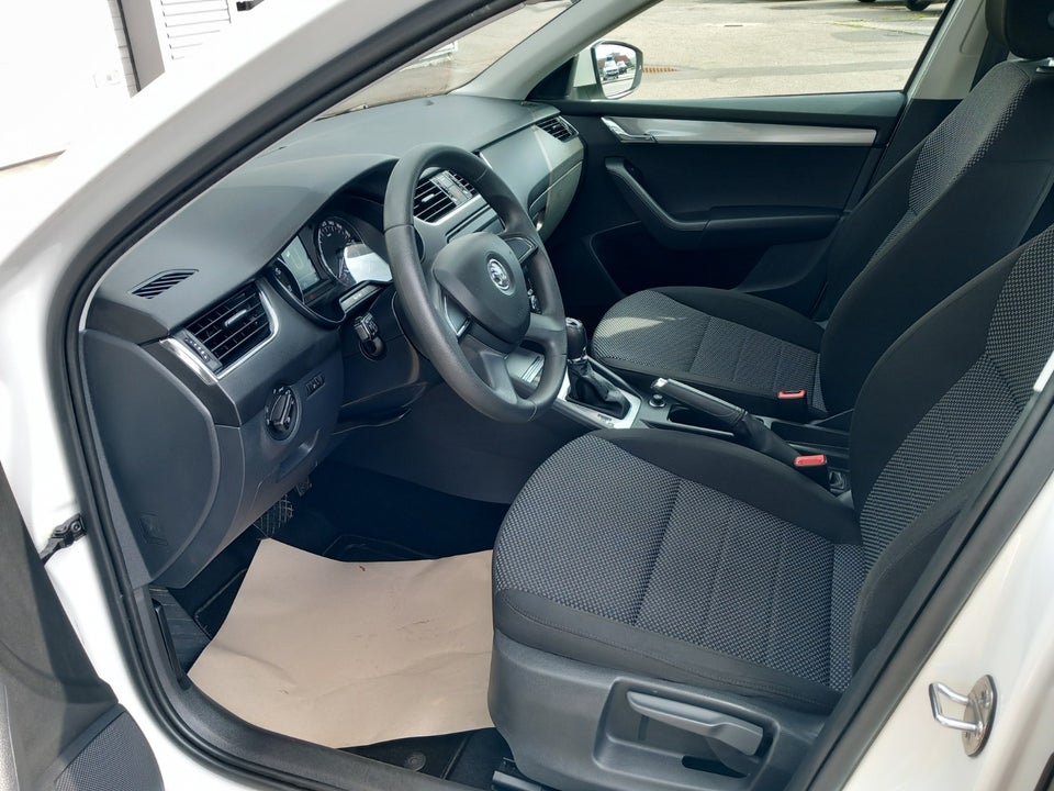 Skoda Octavia 1,4 TSi 140 Ambition DSG 5d