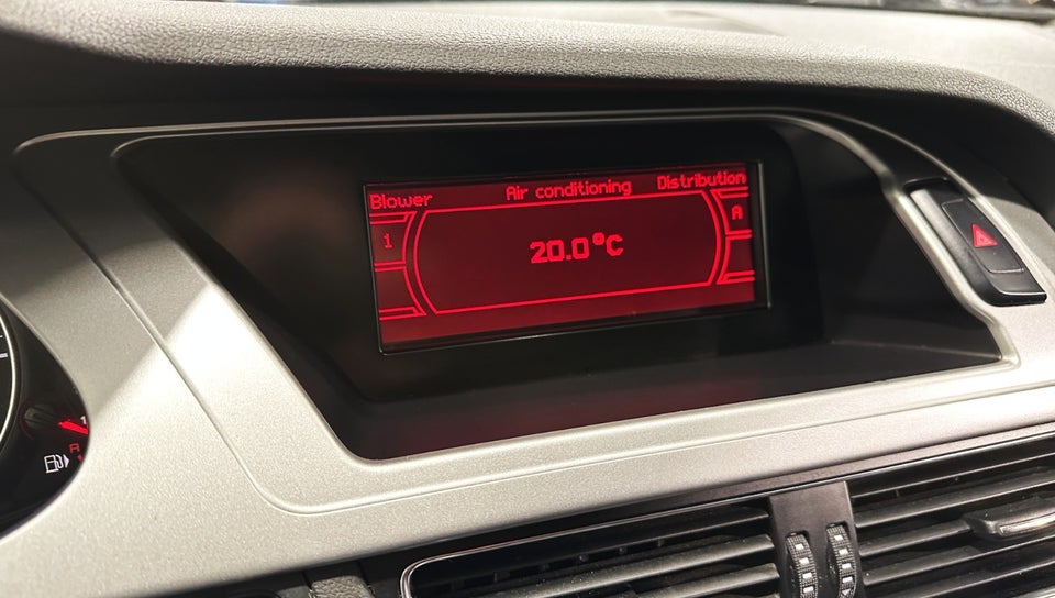 Audi A4 2,0 TDi 143 Avant 5d