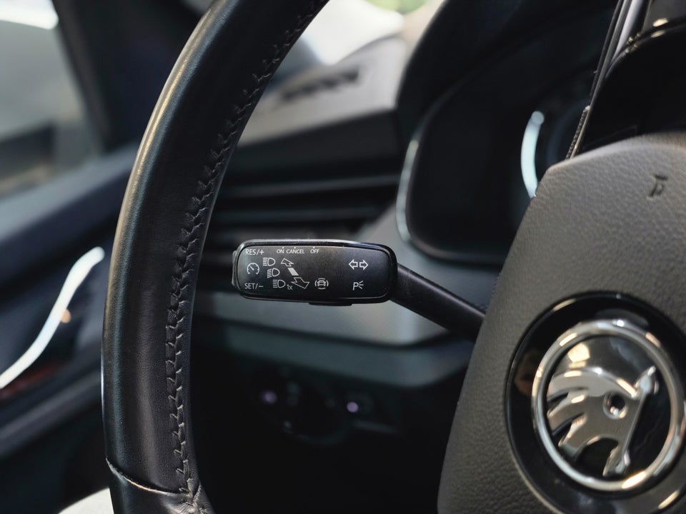 Skoda Kamiq 1,6 TDi 115 Ambition DSG 5d