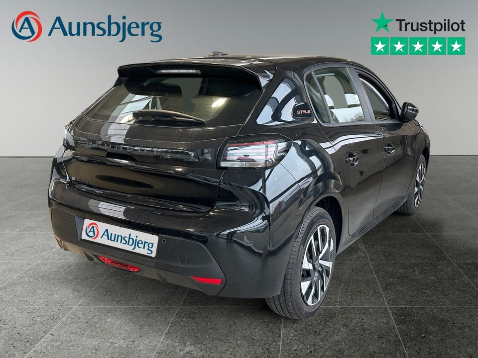 Peugeot e-208 50 Style 5d