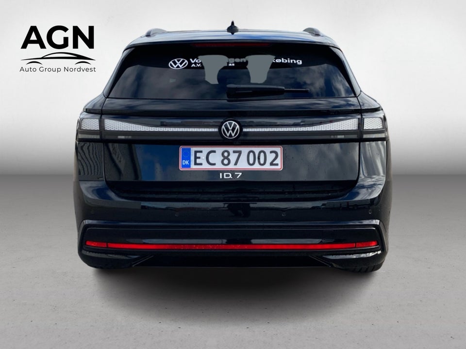 VW ID.7 Style Tourer 5d