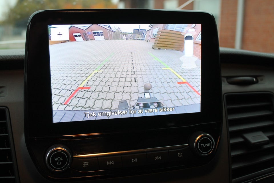 Ford Transit Custom 300L 2,0 TDCi 130 Trend