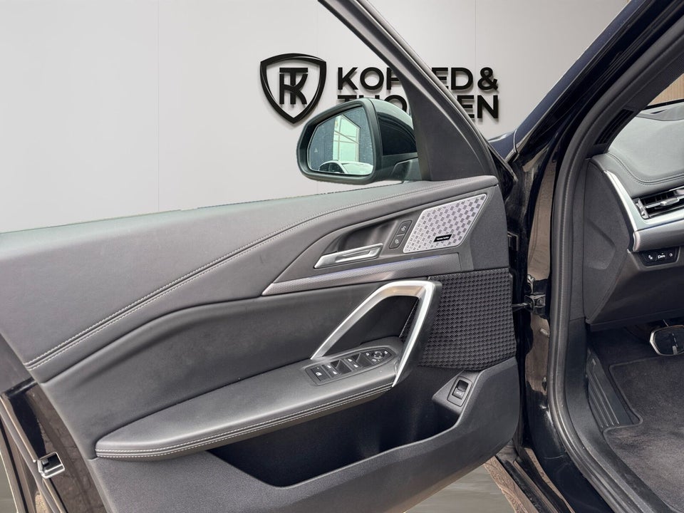 BMW iX1 eDrive20 Fully Charged M-Sport 5d