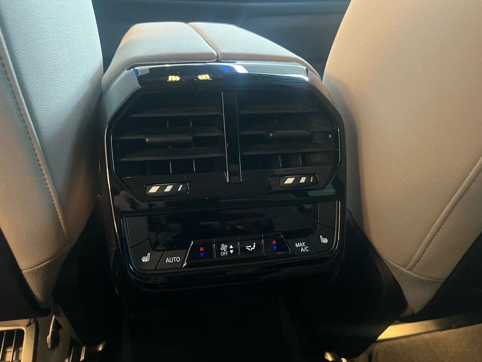 BMW iX xDrive50 Supercharged 5d