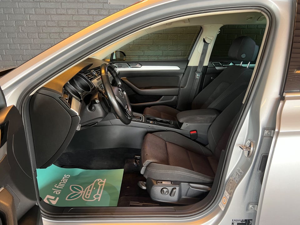 VW Passat 2,0 TDi 150 R-line Variant DSG 5d