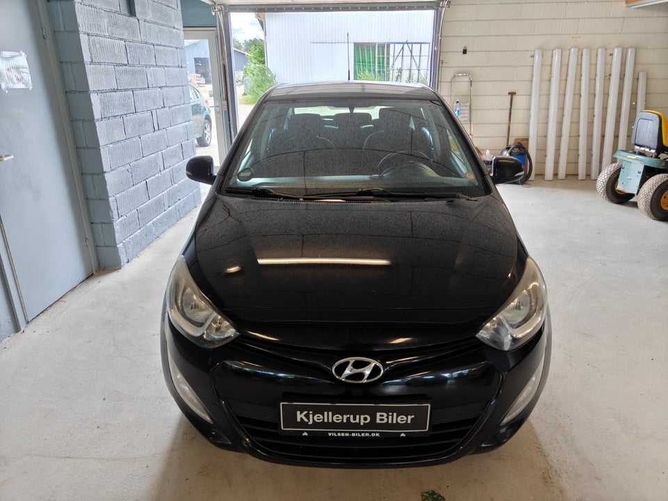 Hyundai i20 1,25 Comfort 5d