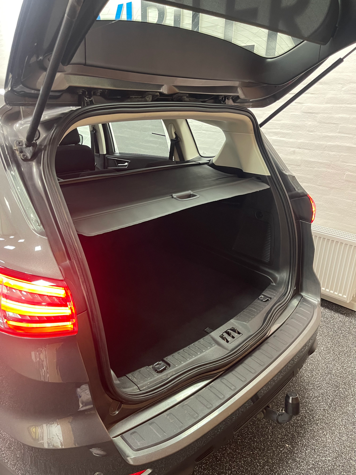 Ford S-MAX 2,0 TDCi 180 Titanium aut. 5d