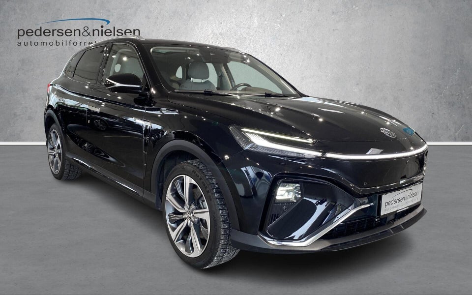 MG Marvel R Luxury 5d