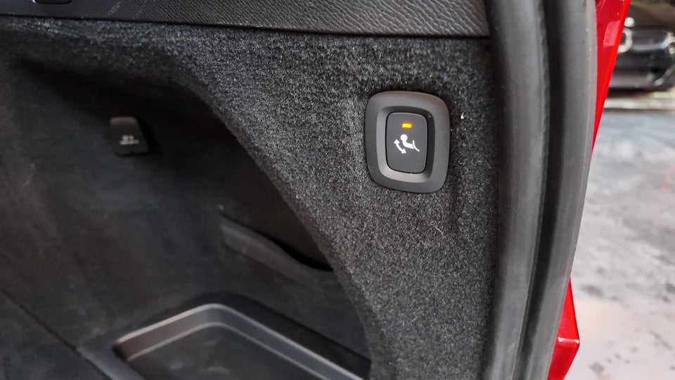 Volvo XC90 2,0 T8 ReCharge Ultimate Bright aut. AWD 7prs 5d
