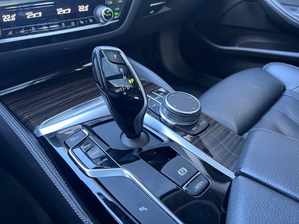 BMW 520d 2,0 Touring Luxury Line aut. 5d