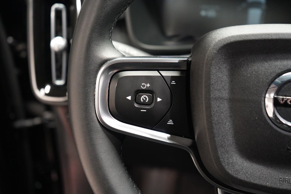 Volvo XC40 P6 ReCharge Plus 5d