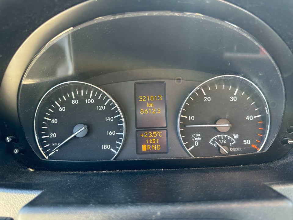 Mercedes Sprinter 319 3,0 CDi R2 Kassevogn aut. 5d