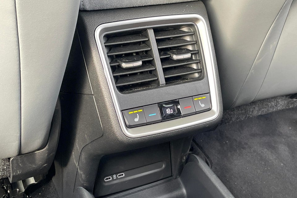 Skoda Enyaq 85 iV Advanced 5d