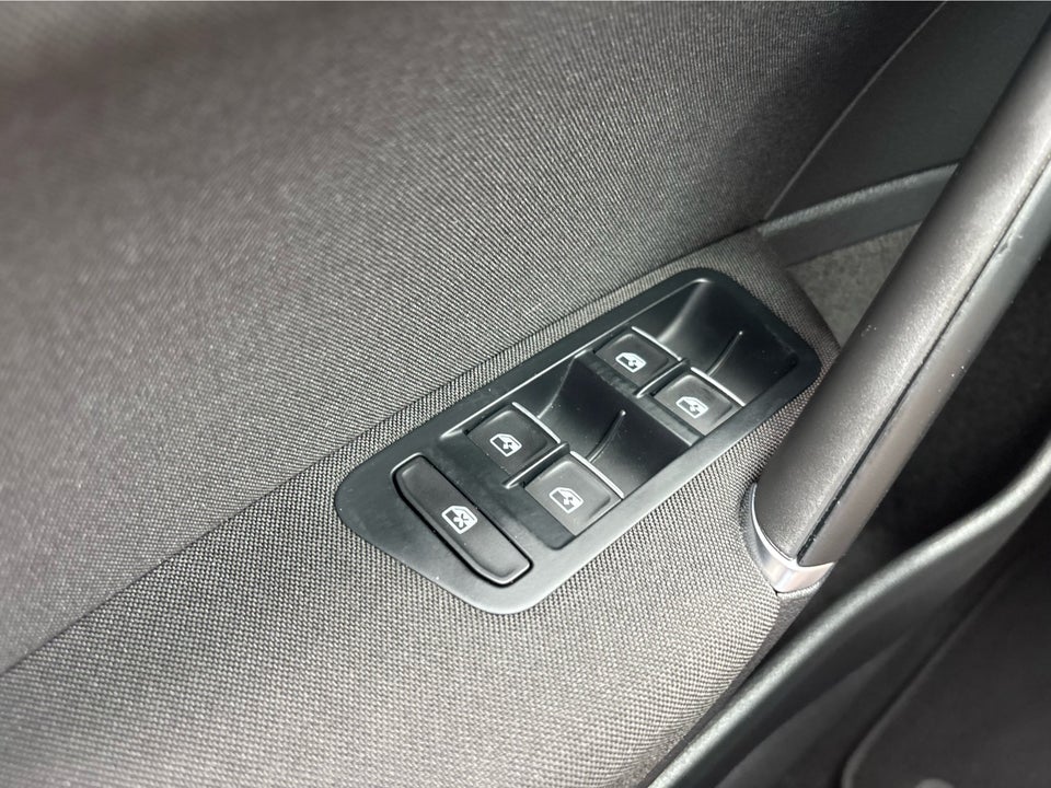 VW Golf VII 1,5 TSi 150 Highline DSG 5d