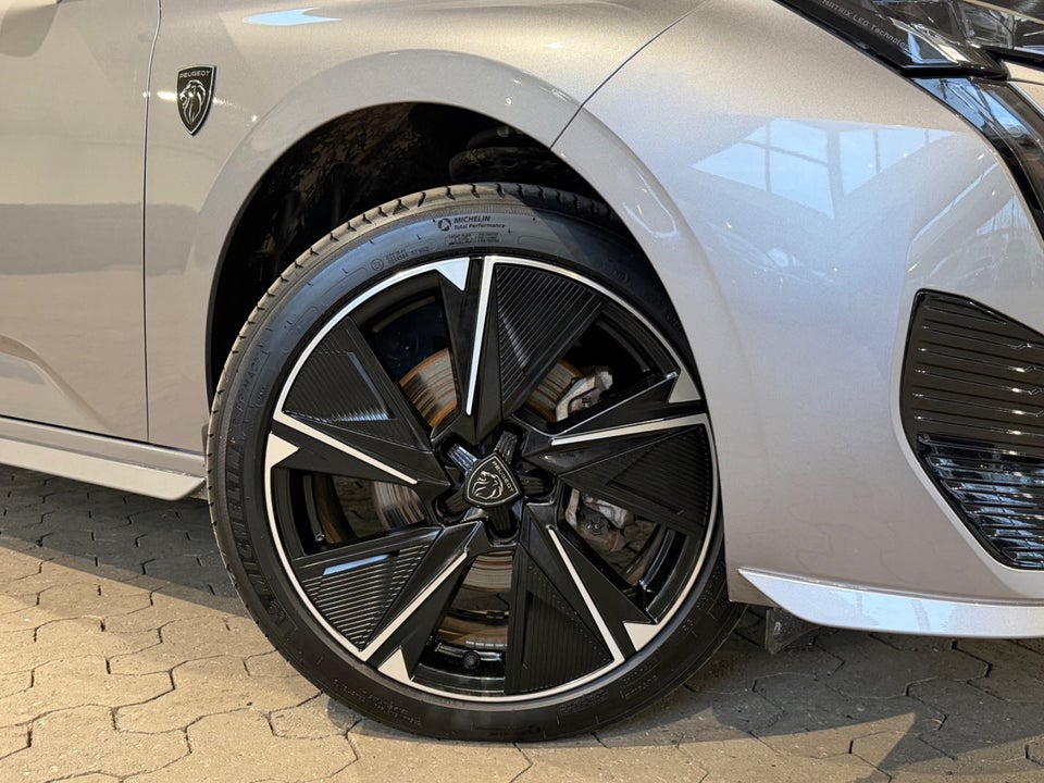 Peugeot e-308 54 GT SW 5d