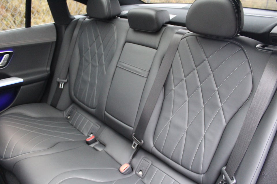 Mercedes EQE350+ AMG Line 4d