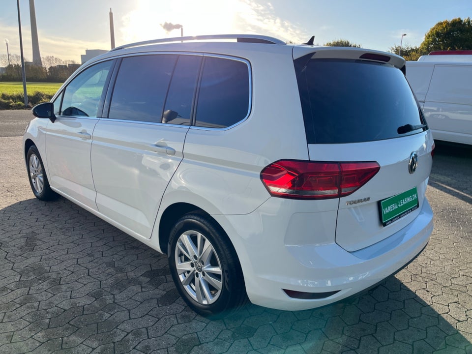 VW Touran 2,0 TDi 150 Highline DSG Van 5d