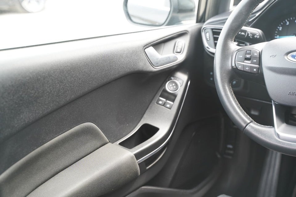 Ford Fiesta 1,0 EcoBoost Titanium 5d