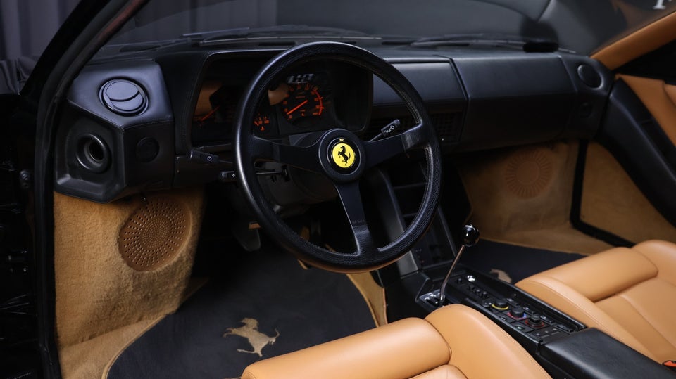 Ferrari Testarossa 4,9  2d