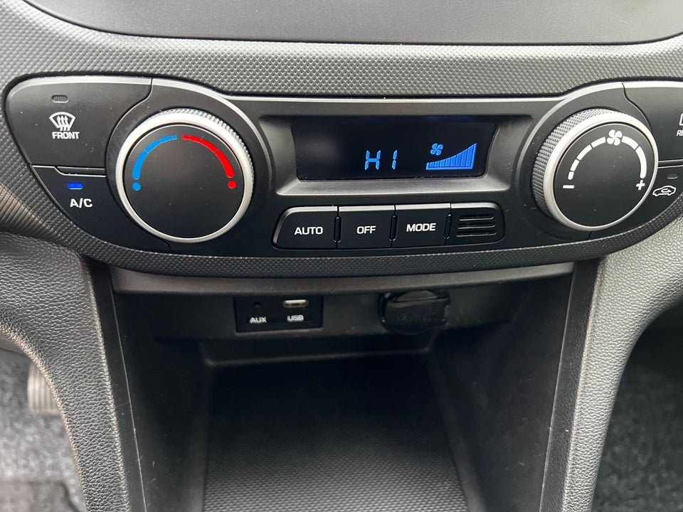 Hyundai i10 1,0 Touch 5d