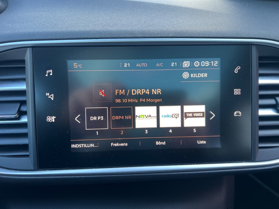 Peugeot 308 1,5 BlueHDi 130 Allure Sky SW 5d