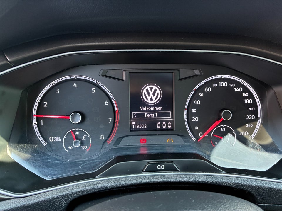 VW T-Roc 1,0 TSi 115 Style 5d