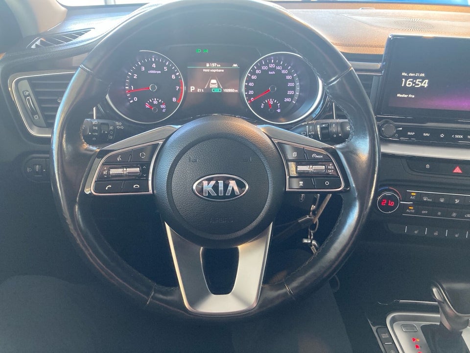 Kia Ceed 1,5 T-GDi mHEV Comfort Upgrade SW DCT 5d