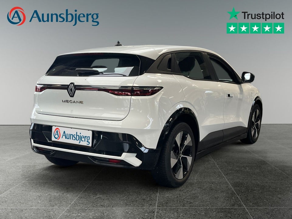 Renault Megane E-Tech 40 Equilibre 5d