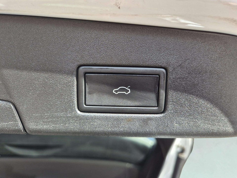 VW ID.4 77 Pro Performance Tech 5d