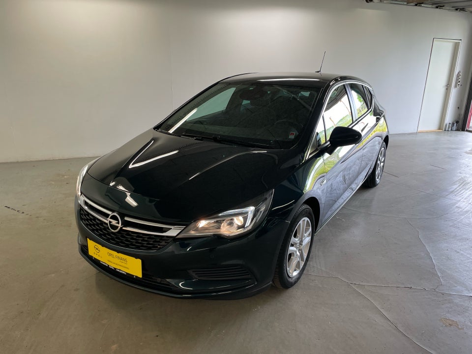 Opel Astra 1,0 T 105 Enjoy 5d