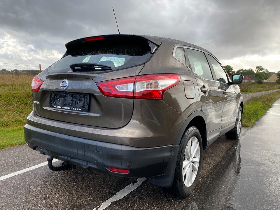 Nissan Qashqai 1,2 Dig-T 115 Acenta 5d