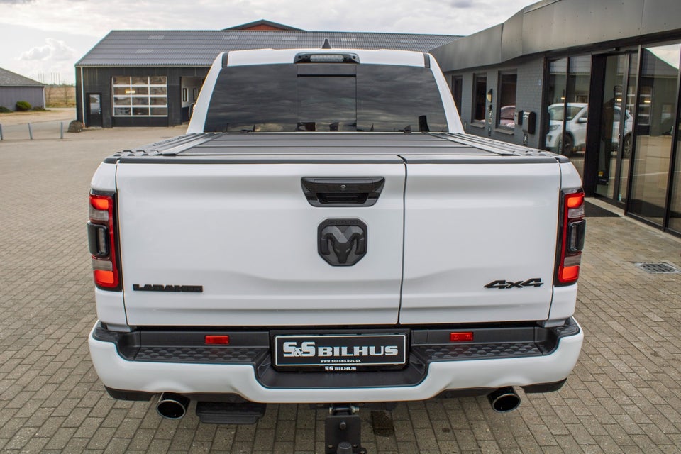 Dodge RAM 1500 5,7 V8 Hemi Laramie Night aut. 4d