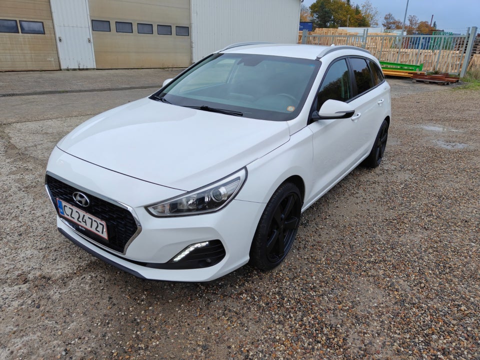 Hyundai i30 1,4 T-GDi Life Komfort stc. DCT 5d