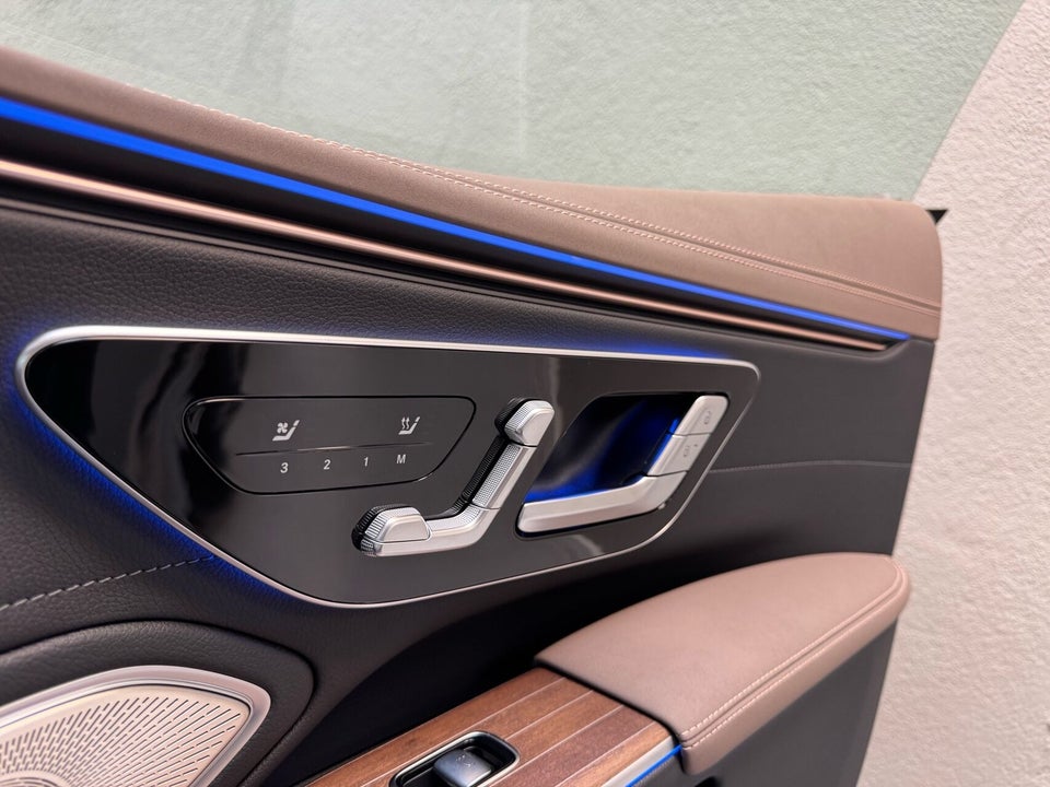 Mercedes EQS450 4Matic 5d