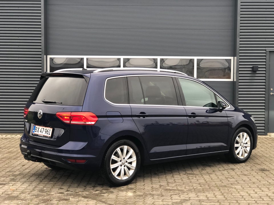 VW Touran 2,0 TDi 150 Highline DSG 7prs 5d