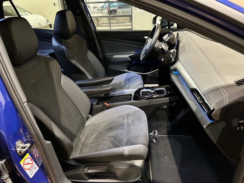 VW ID.4 77 Pro Performance 5d