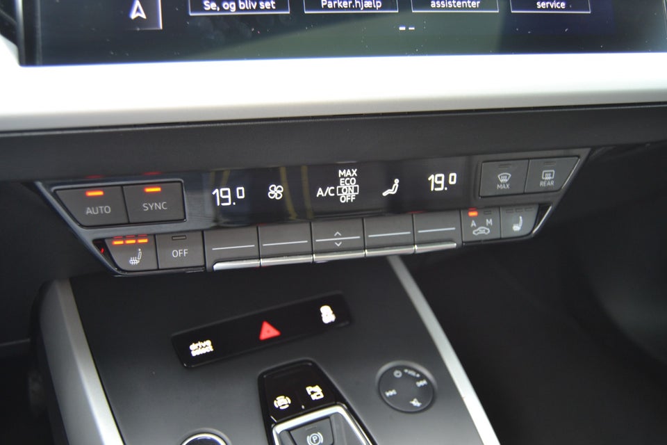 Audi Q4 e-tron 40  5d