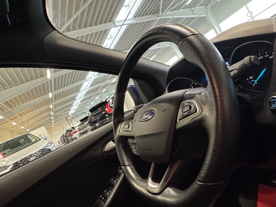 Ford Focus 1,0 EcoBoost ST-Line stc. 5d