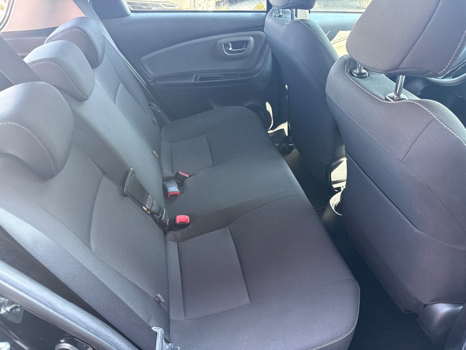 Toyota Yaris 1,5 Hybrid H2 Style e-CVT 5d