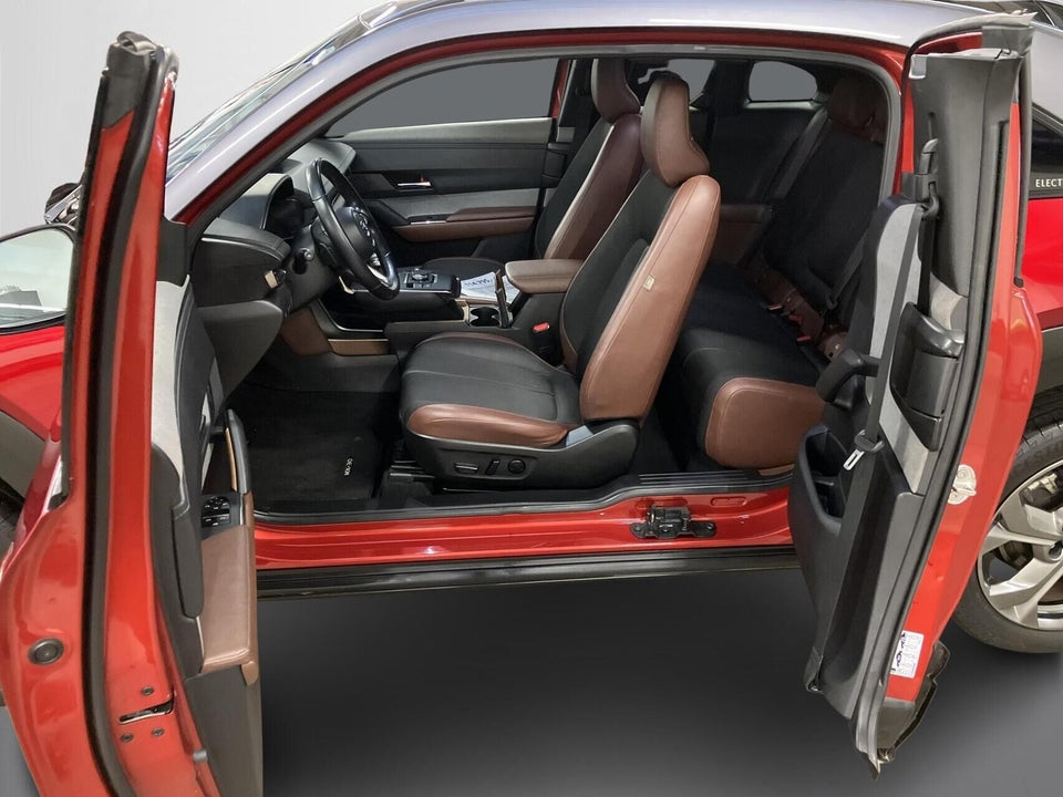 Mazda MX-30 e-SkyActiv First Edition 5d