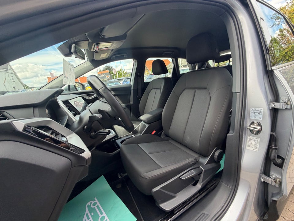 Audi Q4 e-tron 35 Proline 5d