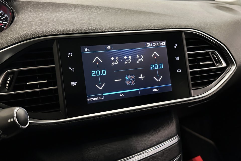 Peugeot 308 1,5 BlueHDi 130 Prestige SW 5d