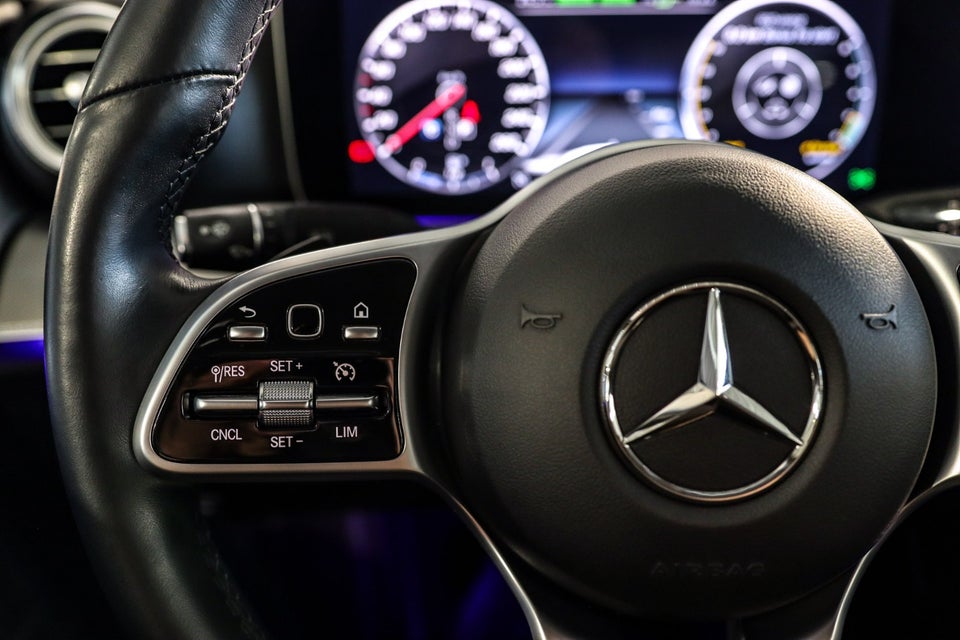 Mercedes E300 de 2,0 AMG Line aut. 4d