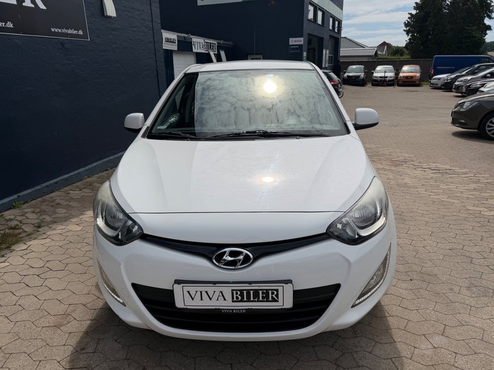 Hyundai i20 1,25 Classic XTR 5d